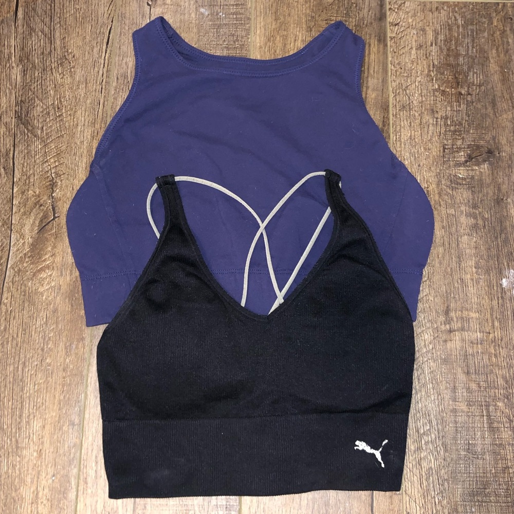 Bundle of two sports bras